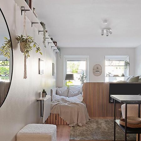 Beachside Junior Suite - 16Min From City Centre Stockholm Exterior photo